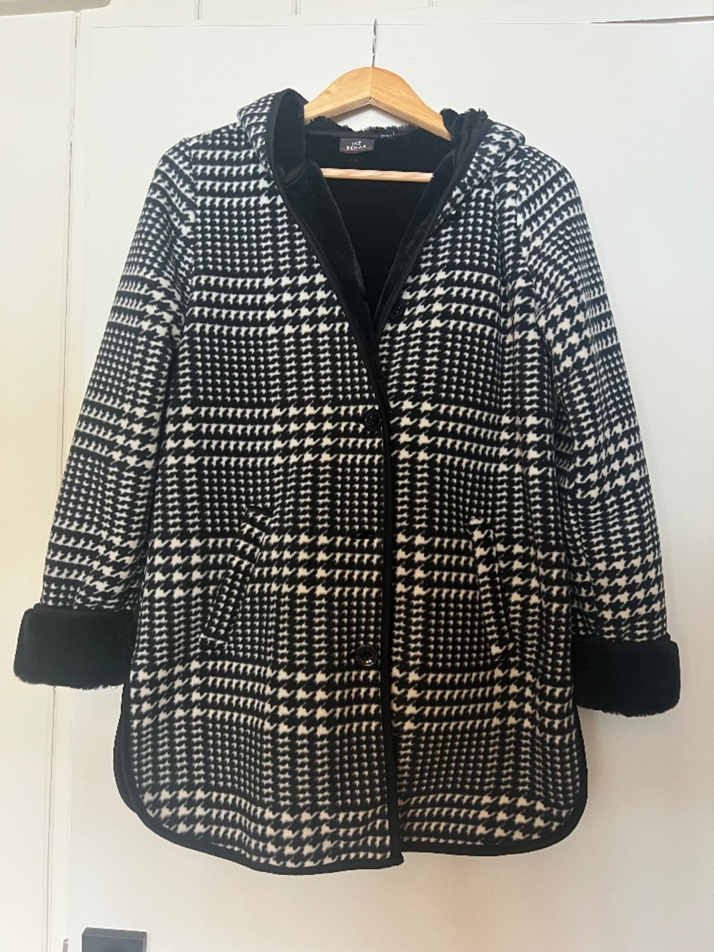 Ike Behar Women’s Houndstooth Plush Lined Hooded Jacket Coat (S)